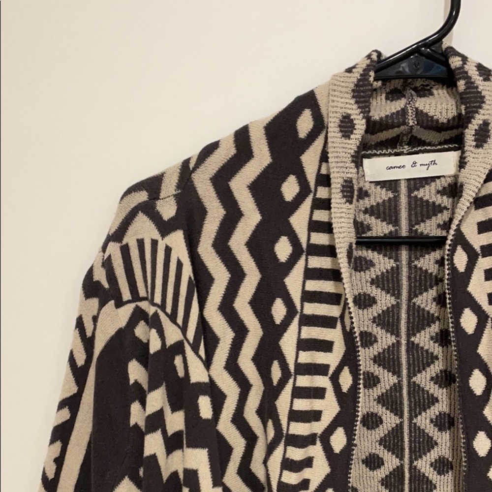 Tunic length sweater - M